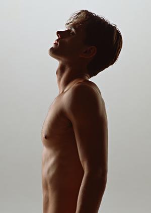 ホワイトニングで歯の白さを取り戻す